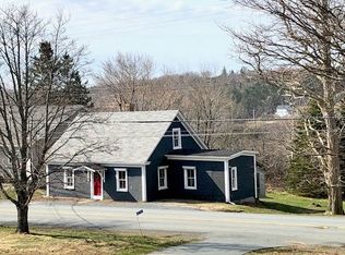 265 Green St, Lunenburg, NS B0J2C0