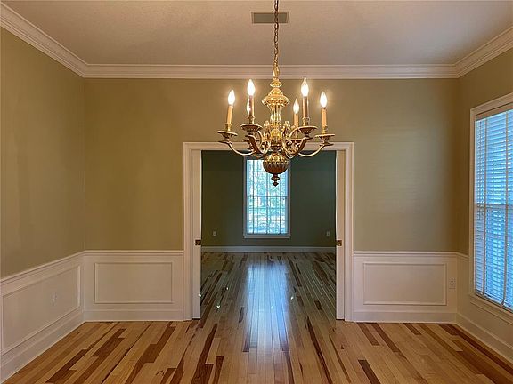 4th image of 6604 Crescent Lake Dr