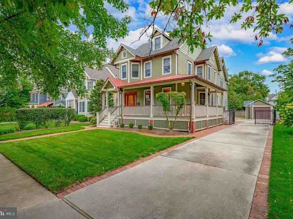 215 Chestnut St, Haddonfield, NJ 08033