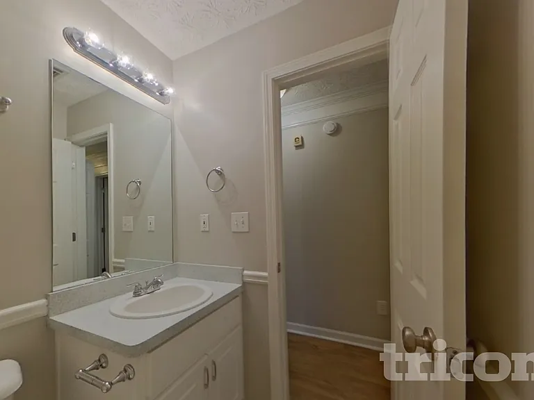 35 Crooked Creek Dr — Photo 12