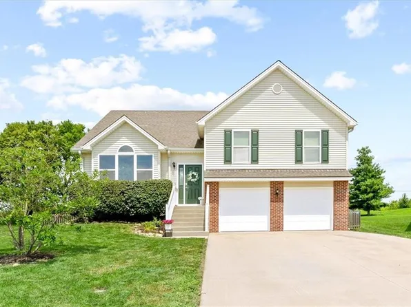 1626 NE 124th Ter, Kansas City, MO 64165