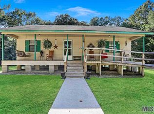 28874 Sharons Rd, Springfield, LA 70462