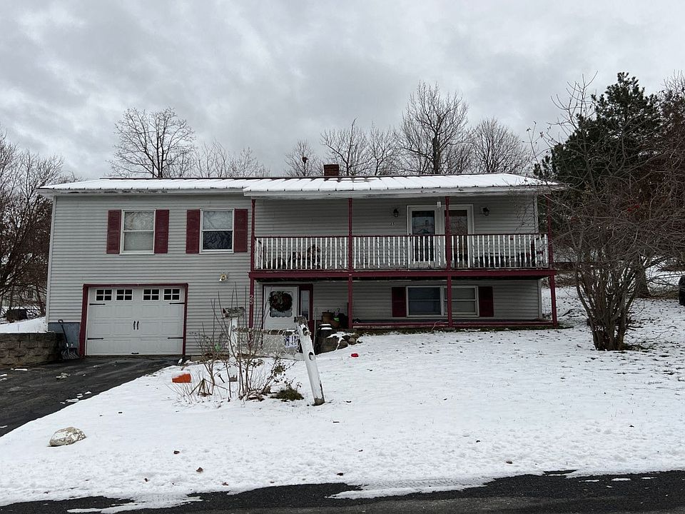 1st image of 25 Center St