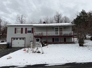 25 Center St, Bennington, VT 05201