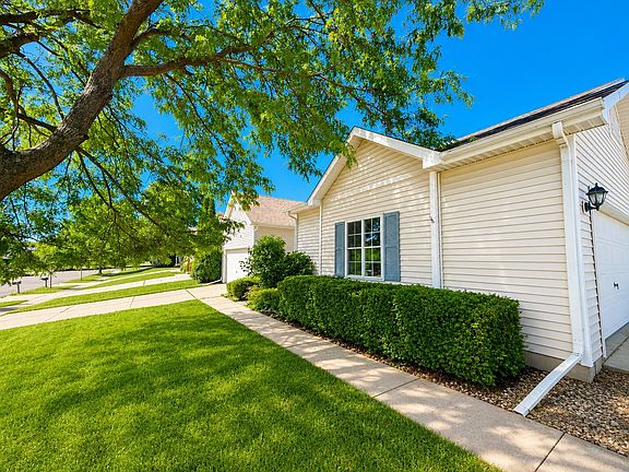 2nd image of 809 Vista Ridge Dr #811