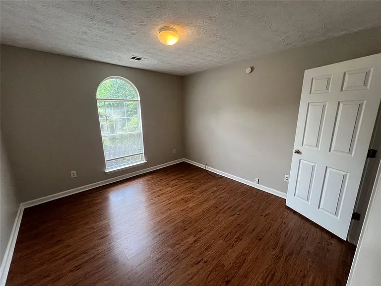 3770 Oak Park Dr — Photo 13
