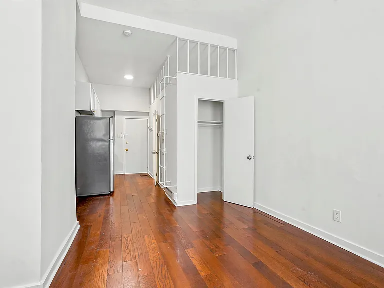 1618 Spruce St #1FF — Photo 3