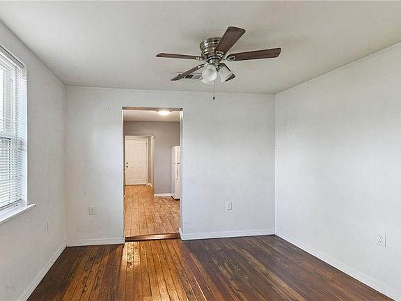 5th image of 2917-13 Hawkston St