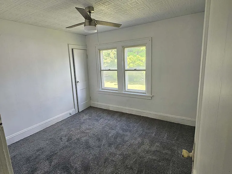 11205 Glenboro Dr — Photo 7