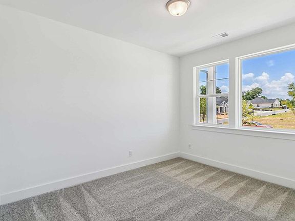 The Ravenwood II - Bedroom