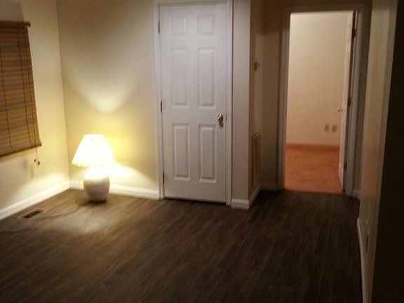 3rd image of 4306 Jones St