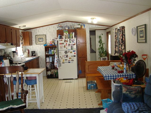 2nd image of 6131 Minosa Dr SE