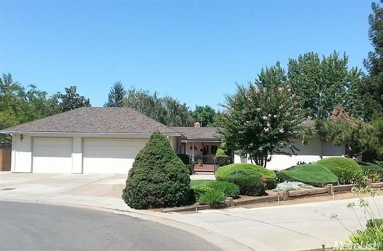 1st image of 4860 N Granada Ct