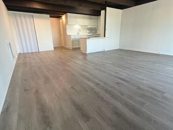 5th image of 399 Park Ave #3