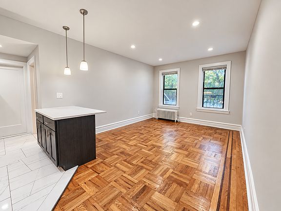 2nd image of 214 Berkeley Ave #102