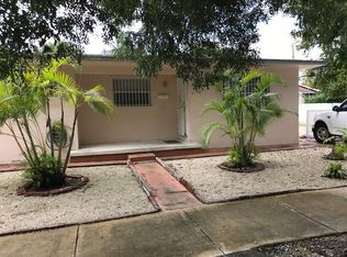 3430 SW 29th St, Miami, FL 33133