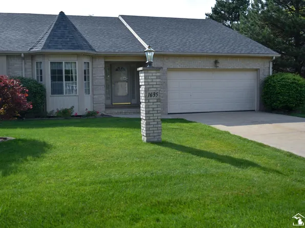 1635 Tony Ct, Monroe, MI 48162