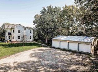 5564 River Rd, Waunakee, WI 53597