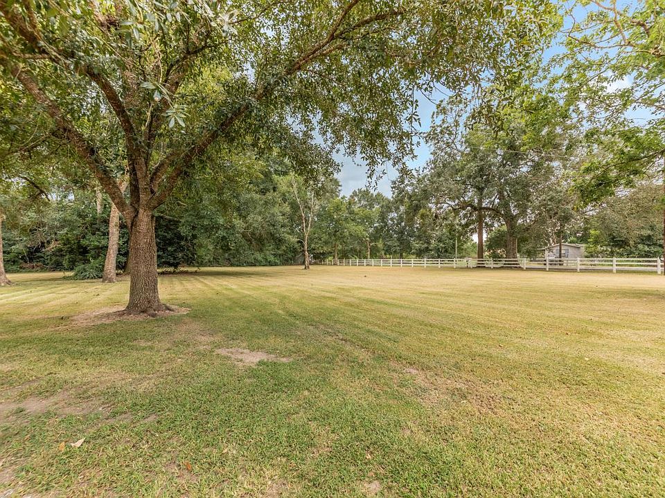 2nd image of Fontelieu Rd
