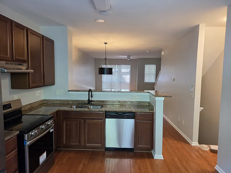 1741 Matheson Ave — Photo 3