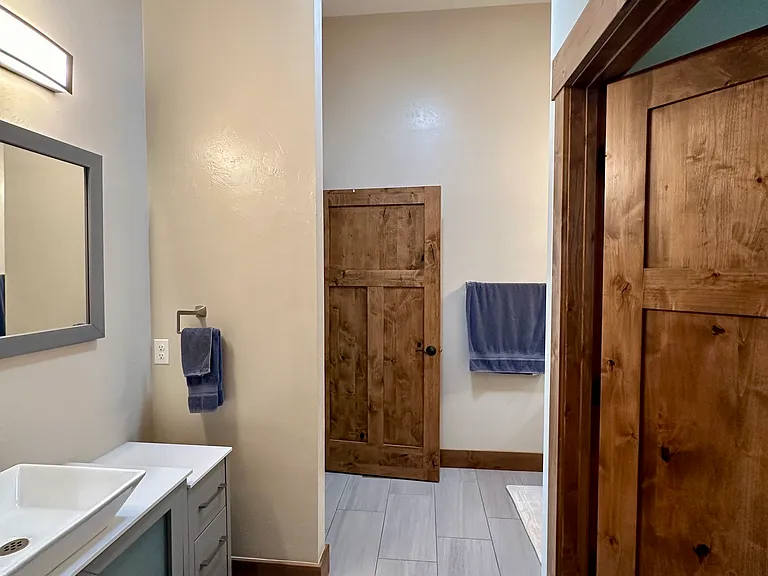 524 Badger Trl S — Photo 10
