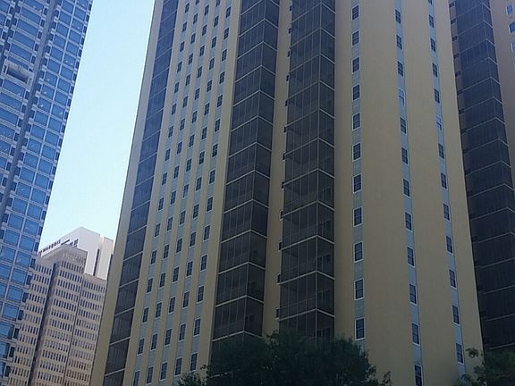 2nd image of 300 W Peachtree St