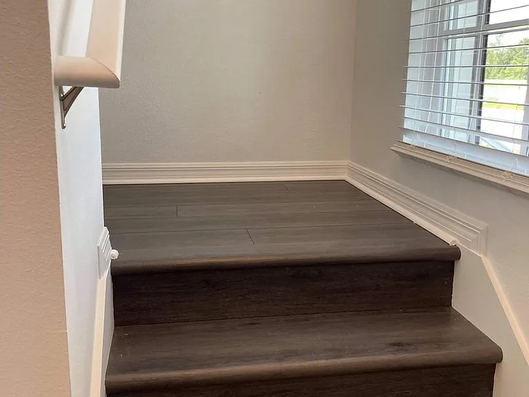 2129 Celebration Blvd — Photo 32