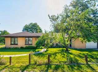 803 S Main St, Columbus Junction, IA 52738