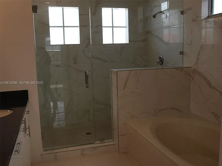 15650 SW 11th Ter #0 — Photo 14