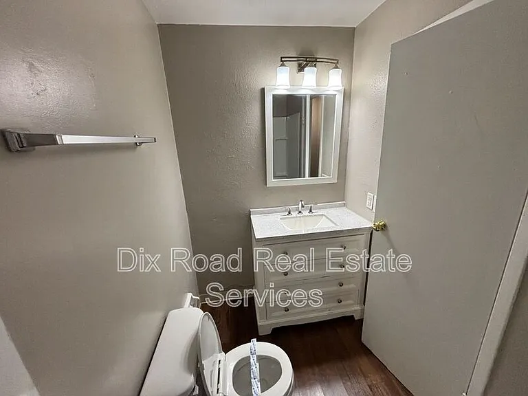 415 Sycamore Rd #D3 — Photo 25