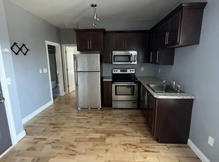 1804 Central Ave #3A, Dubuque, IA 52001