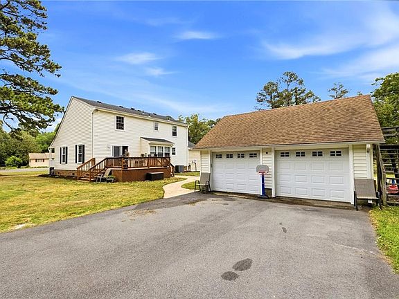 5th image of 1705 Mount Pleasant Rd
