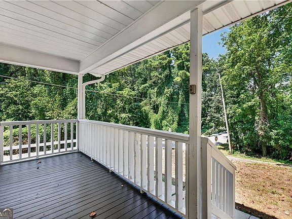 2nd image of 2518 Ridgecrest Dr NW