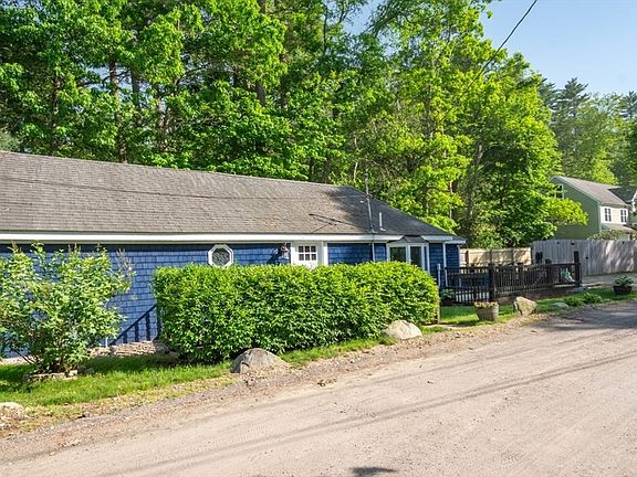 3rd image of 254 Lakeside Rd