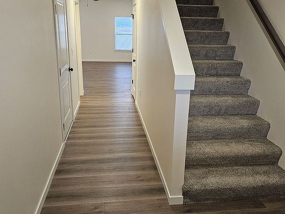 5th image of 1639 Aspen Ct #1