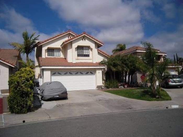 1st image of 805 Willowbrook Ct