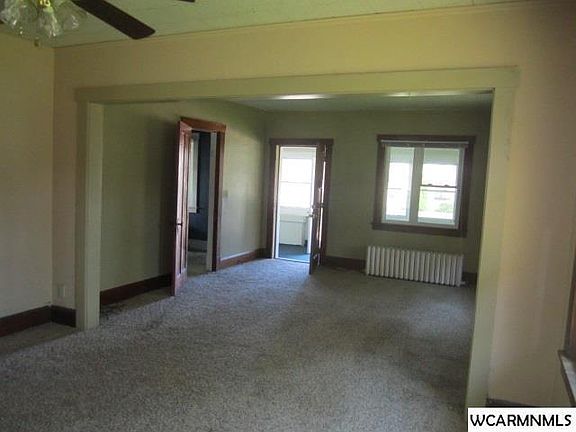 5th image of 604 Albion Ave