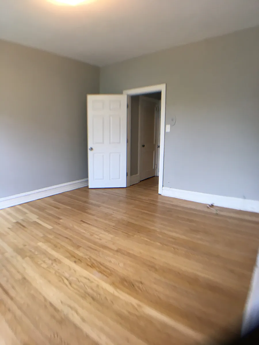 Photo 1 of 15 - 403 S 40th St #3F - Philadelphia, PA Primary Photo - 403 S 40th St #3F