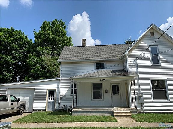 2nd image of 119 E Water St