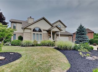 1902 Oakhurst Dr, Allison Park, PA 15101