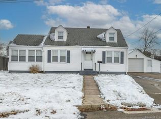 1 Rowe St, East Haven, CT 06512