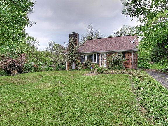 5th image of 146 Forest View Dr
