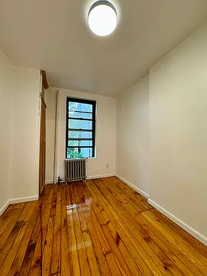 Rented by Mauro Bros Real Estate Services LLC | media 12