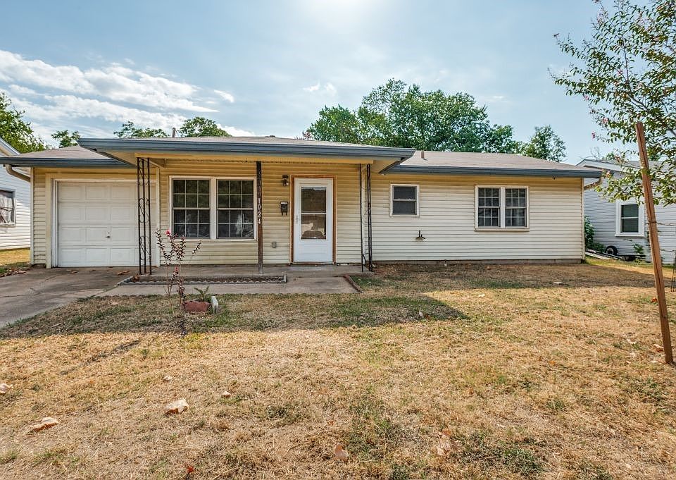 1st image of 1024 Harris Dr
