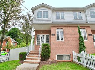 85 Harris Ln, Staten Island, NY 10309