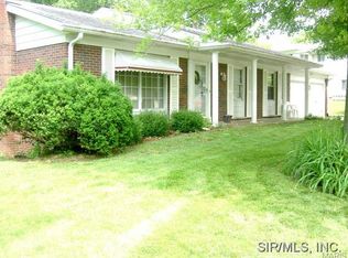 3 W Beacon Hill Rd, Fairview Heights, IL 62208