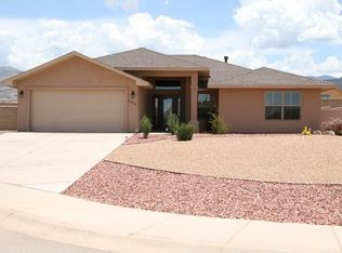 2075 Calle De Oro, Alamogordo, NM 88310