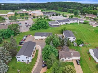 819-821-823 Lum Ave, Waterloo, WI 53594