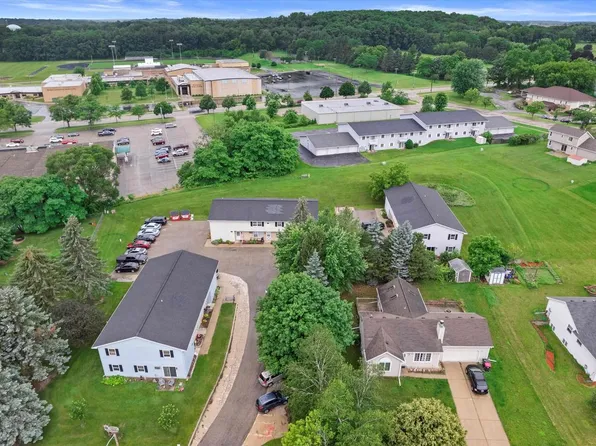 819-821-823 Lum Avenue, Waterloo, WI 53594