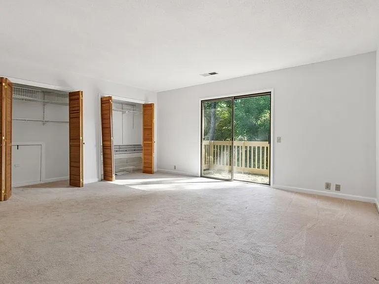 1000 Muirfield Dr — Photo 16